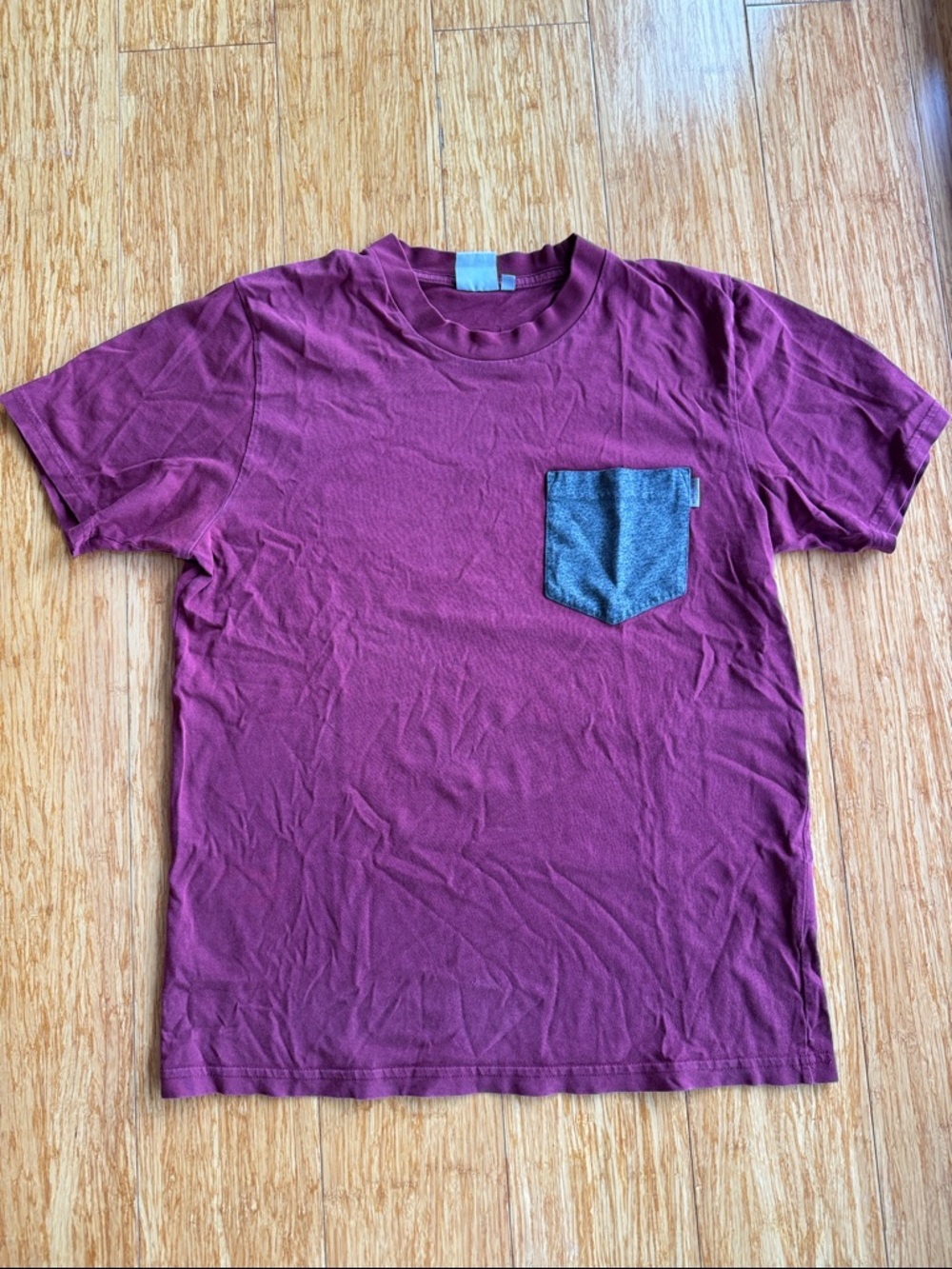 Carhartt Burgundy Short Sleeve Crew Tee with Gray Pocket